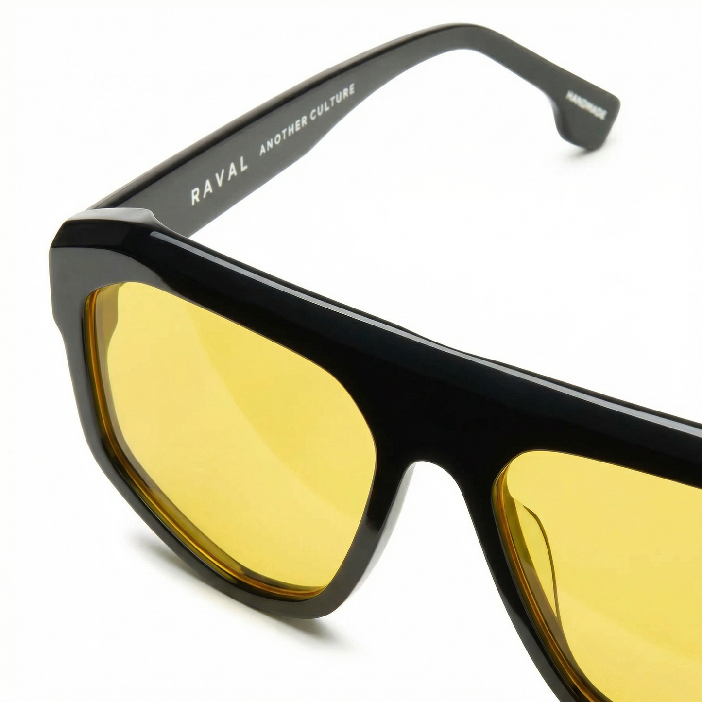 Dos Pebrots C1 Yellow