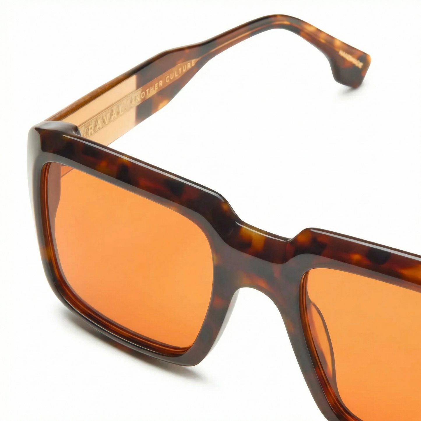 Lobo C3 Orange